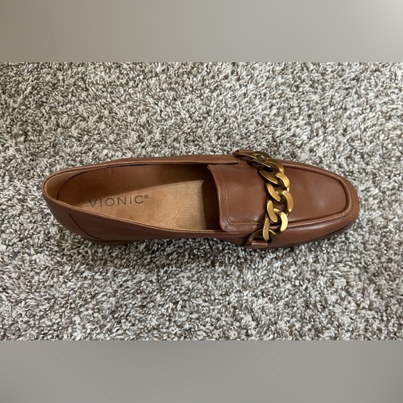 Vionic Mizelle Gold Chain Brown Loafers Shoes Size 8 Minimalist Classic Elegant - Picture 5 of 11